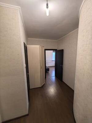 Продам трехкомнатную (3-комн.) квартиру, Новгородская ул, 5к1, Москва г