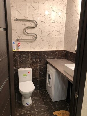 Продам двухкомнатную (2-комн.) квартиру, Абрамцевская ул, 4к2, Москва г