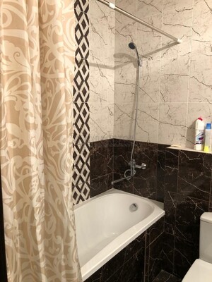 Продам двухкомнатную (2-комн.) квартиру, Абрамцевская ул, 4к2, Москва г