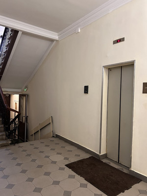 Продам двухкомнатную (2-комн.) квартиру, Кутузовский пр-кт, 19, Москва г