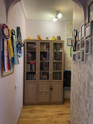 Продам двухкомнатную (2-комн.) квартиру, Днепропетровская ул, 25к1, Москва г