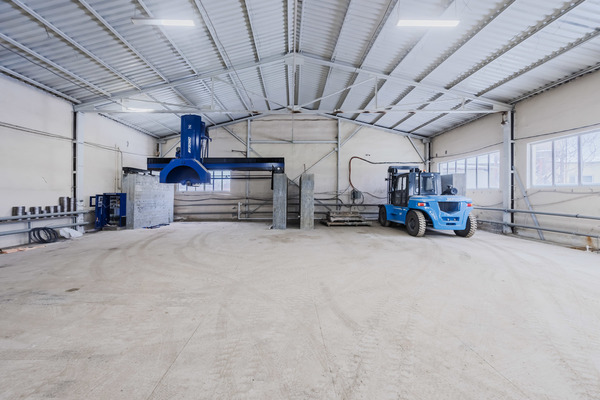 Сдам склад 1 100 м2, Свободы ул, 20, Арамиль г