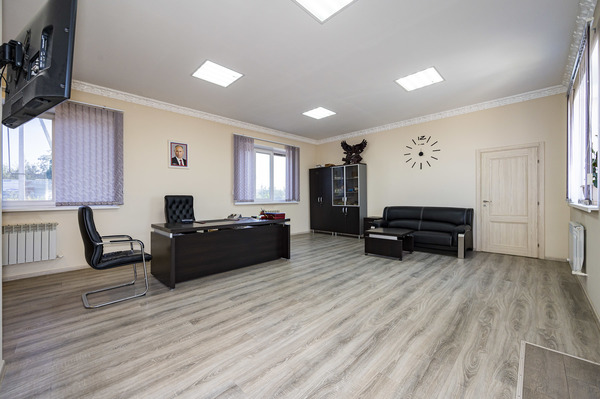 Сдам склад 1 100 м2, Свободы ул, 20, Арамиль г