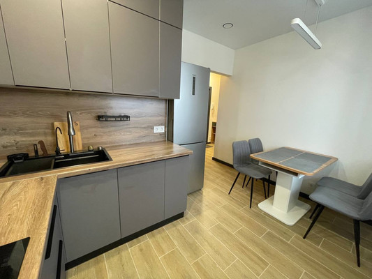 Сдам двухкомнатную (2-комн.) квартиру, Западный Обход ул, 45к6, Краснодар г