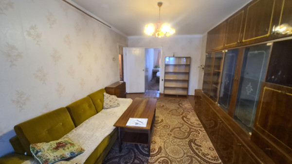 Продам двухкомнатную (2-комн.) квартиру, Швейцарская ул, 8Ак2, Ломоносов г