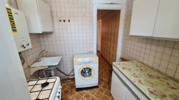 Продам двухкомнатную (2-комн.) квартиру, Швейцарская ул, 8Ак2, Ломоносов г