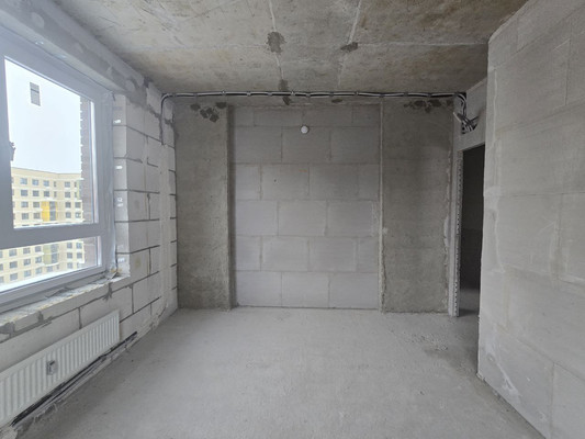 Продам трехкомнатную (3-комн.) квартиру, Новомосковская ул, 1к3, Москва г