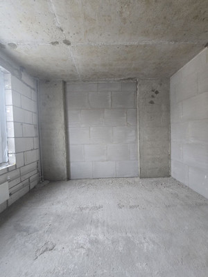 Продам трехкомнатную (3-комн.) квартиру, Новомосковская ул, 1к3, Москва г