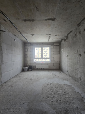 Продам трехкомнатную (3-комн.) квартиру, Новомосковская ул, 1к3, Москва г