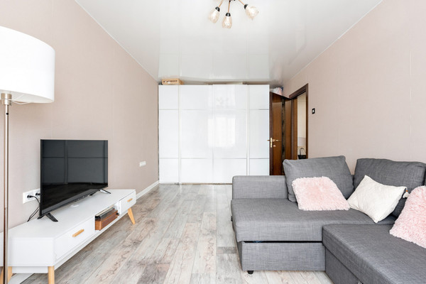 Продам двухкомнатную (2-комн.) квартиру, Мусоргского ул, 1а, Москва г