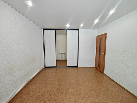 Продам однокомнатную (1-комн.) квартиру, Магистральная ул, 8/1, Тюлячи с