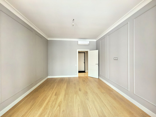 Продам двухкомнатную (2-комн.) квартиру, Корабельная ул, 1, Москва г