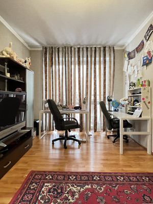 Продам двухкомнатную (2-комн.) квартиру, Ясная ул, 5, Коммунарка п