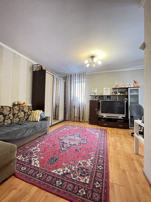 Продам двухкомнатную (2-комн.) квартиру, Ясная ул, 5, Коммунарка п