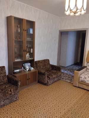 Продам трехкомнатную (3-комн.) квартиру, Маршала Кошевого ул, 10, Волгодонск г