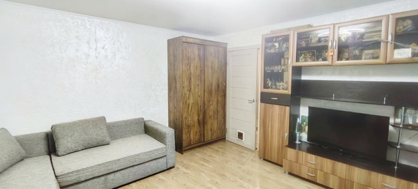 Продам двухкомнатную (2-комн.) квартиру, Молодцова ул, 10, Сертолово г