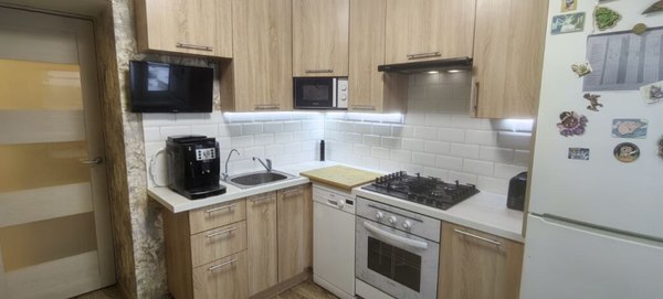 Продам двухкомнатную (2-комн.) квартиру, Молодцова ул, 10, Сертолово г