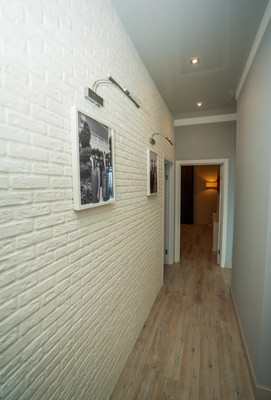 Продам трехкомнатную (3-комн.) квартиру, Оренбургский Тракт ул, 4Б, Казань г