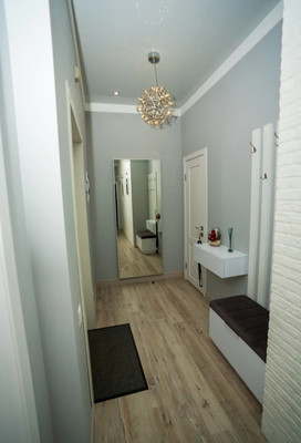 Продам трехкомнатную (3-комн.) квартиру, Оренбургский Тракт ул, 4Б, Казань г