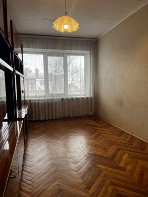 Продам трехкомнатную (3-комн.) квартиру, им. Калинина ул, 13к42, Краснодар г