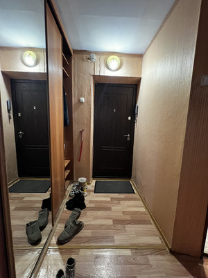 Продам трехкомнатную (3-комн.) квартиру, им. Калинина ул, 13к42, Краснодар г