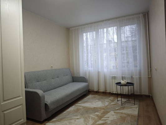 Сдам трехкомнатную (3-комн.) квартиру, Дачный пр-кт, 9Ак4, Санкт-Петербург г