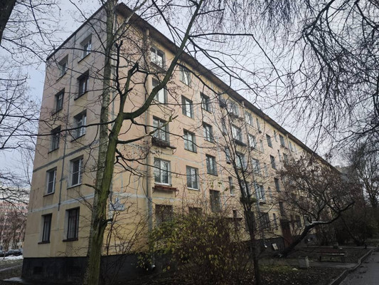 Сдам трехкомнатную (3-комн.) квартиру, Дачный пр-кт, 9Ак4, Санкт-Петербург г