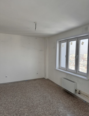 Продам двухкомнатную (2-комн.) квартиру, Лесопарковая ул, 43к2, Красноярск г