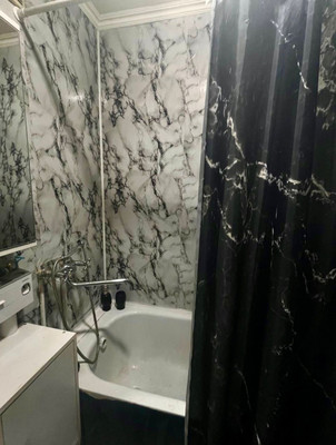 Продам двухкомнатную (2-комн.) квартиру, А.А.Кадырова ул, 2/1, Нальчик г