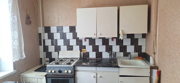 Продам двухкомнатную (2-комн.) квартиру, Ленинградская ул, 9, Терволово п