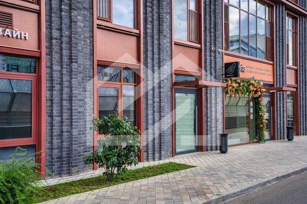 Продам коммерческое помещение 68 м2, Казакова ул, 7, Москва г