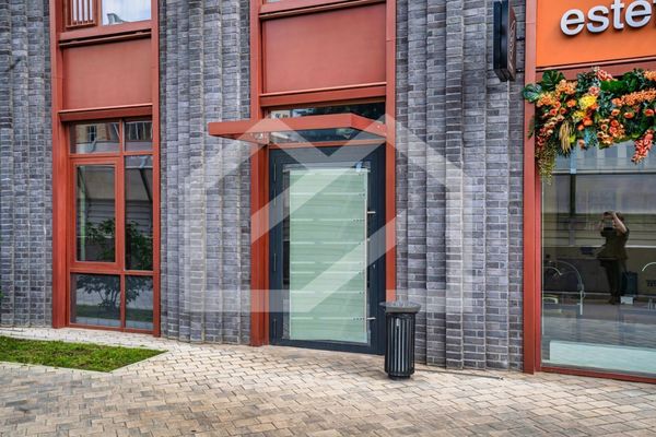 Продам коммерческое помещение 68 м2, Казакова ул, 7, Москва г