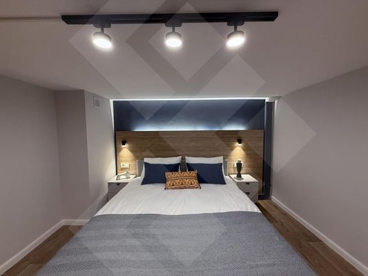 Продам коммерческое помещение 122 м2, Казакова ул, 7, Москва г