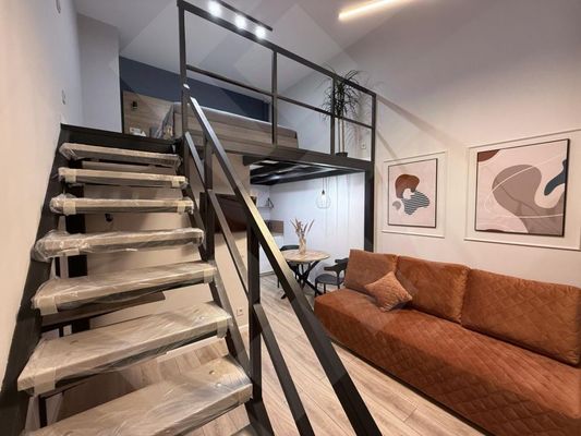 Продам коммерческое помещение 122 м2, Казакова ул, 7, Москва г