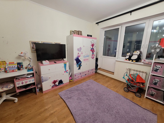 Продам однокомнатную (1-комн.) квартиру, Ледовая ул, 11, Ханты-Мансийск г