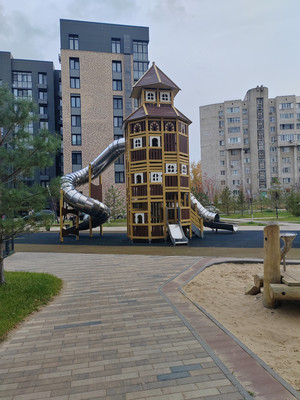 Продам трехкомнатную (3-комн.) квартиру, Рашита Салахова ул, 2, Казань г