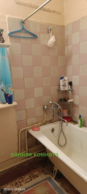 Продам двухкомнатную (2-комн.) квартиру, Саратовская ул, 18к10, Москва г