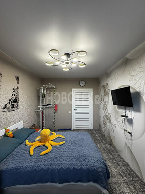 Продам двухкомнатную (2-комн.) квартиру, Псекупская ул, 2а, Горячий Ключ г