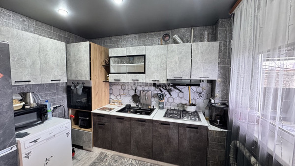 Продам дом, Вишневая ул, Курганинск г, 0 км от города