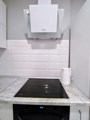 Продам двухкомнатную (2-комн.) квартиру, Таганрогская ул, 132к3, Ростов-на-Дону г