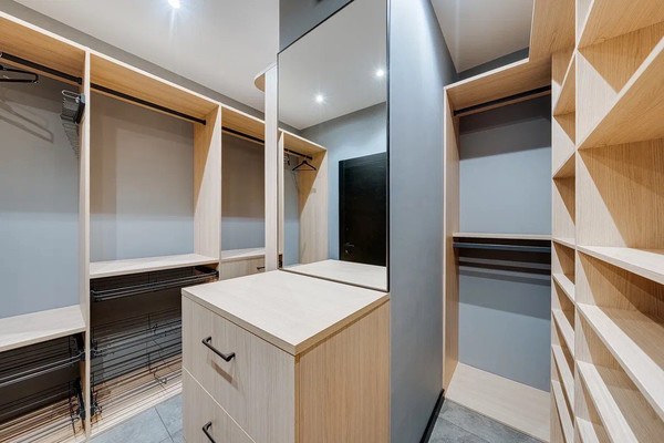 Продам однокомнатную (1-комн.) квартиру, Нахимовский пр-кт, 73, Москва г