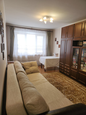 Продам трехкомнатную (3-комн.) квартиру, 14, Воскресенское д