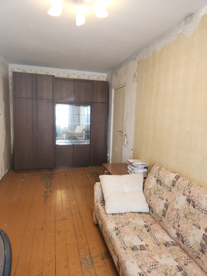 Продам трехкомнатную (3-комн.) квартиру, 14, Воскресенское д