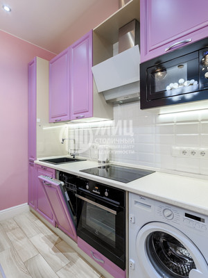 Продам однокомнатную (1-комн.) квартиру, Корабельная ул, 17к3, Москва г