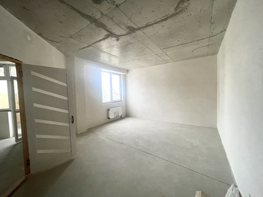 Продам однокомнатную (1-комн.) квартиру, Батурина ул, 131, Симферополь г