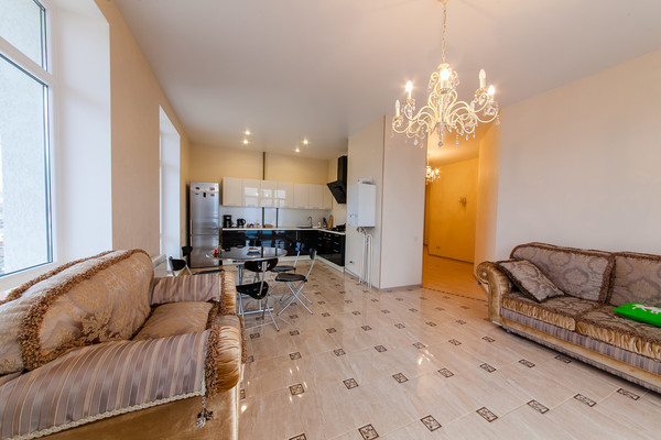 Сдам трехкомнатную (3-комн.) квартиру, Красногвардейская ул, 36, Геленджик г