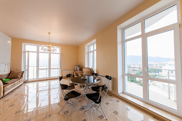 Сдам трехкомнатную (3-комн.) квартиру, Красногвардейская ул, 36, Геленджик г