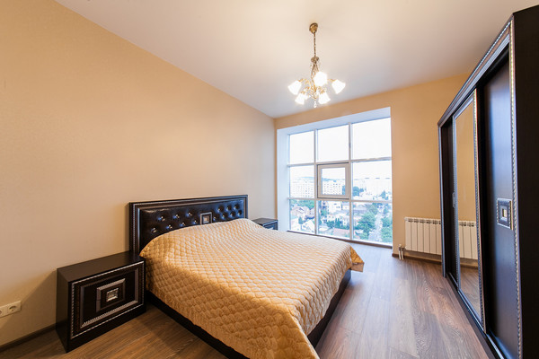 Сдам трехкомнатную (3-комн.) квартиру, Красногвардейская ул, 36, Геленджик г