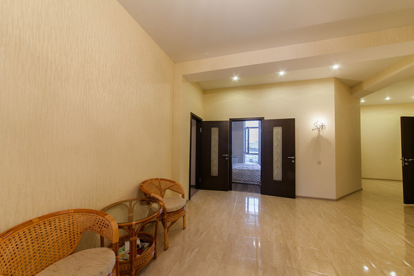 Сдам трехкомнатную (3-комн.) квартиру, Красногвардейская ул, 36, Геленджик г