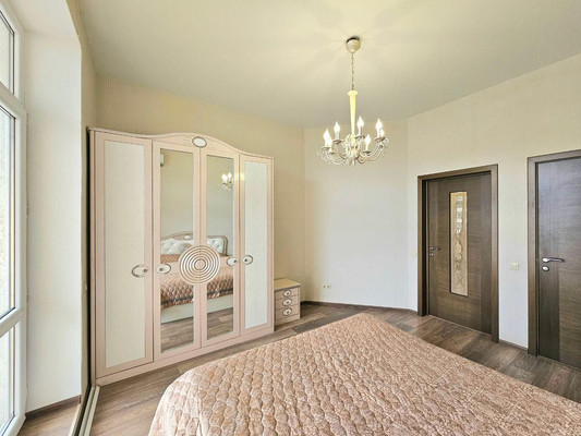 Сдам трехкомнатную (3-комн.) квартиру, Красногвардейская ул, 36, Геленджик г